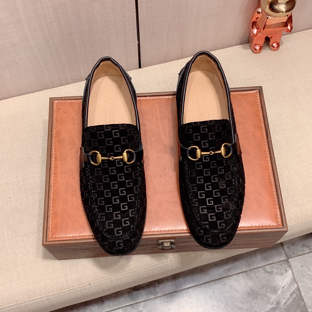 Gucci sz38-44 110